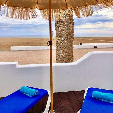 Luxury Suite Sea Front III Плайя-Онда Экстерьер фото